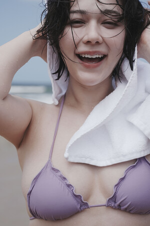 村重杏奈、人生最後の写真集『あんな』発売決定。5/30に都内にてお渡し会実施！「みんな会いにきてねー(ハート)」