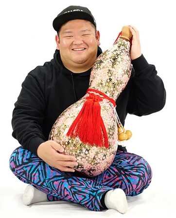 ひょうたん芸人・あらぽんによる初のポップアップストアが渋谷モディに期間限定オープン！