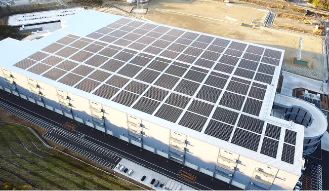 日本ベネックス、滋賀県湖南市で国内最大級となる約6MWの屋根借り太陽光発電所を稼働