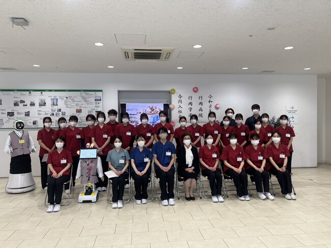 行岡病院、「人間とロボット」の合同入社式を開催！