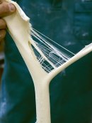 18層にも重なった麺の帯 18層にも重なった麺の帯