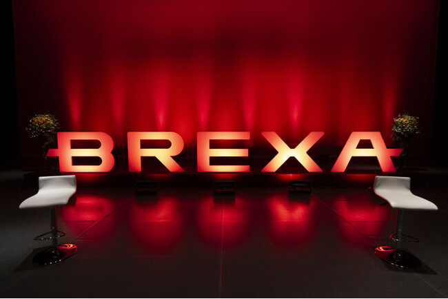 BREXAグループ、ブランド刷新後初となる2026年度入社式を開催