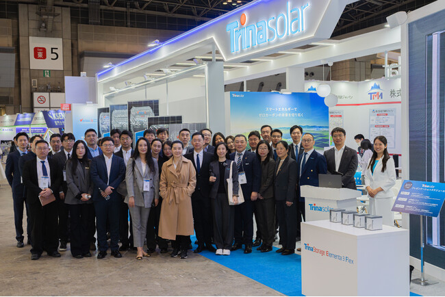 【PV EXPO 2026 出展レポート】トリナ・ソーラー、最新の太陽光発電モジュール・系統用蓄電システムを公開