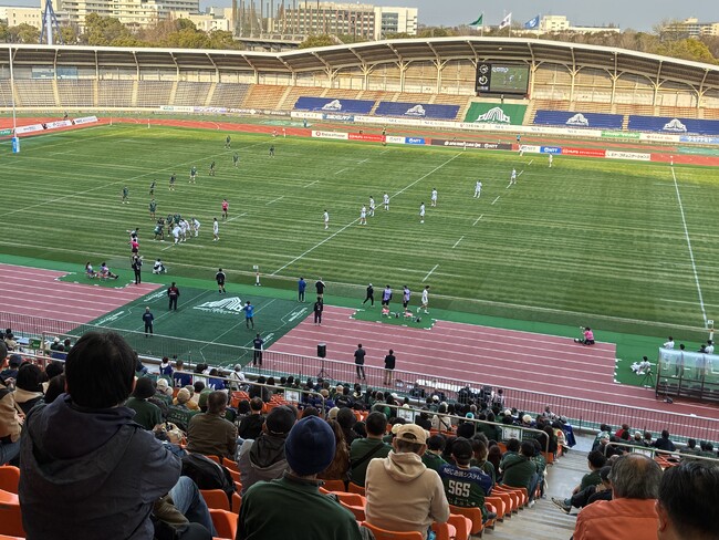プロラグビー試合会場で“雑がみも資源”を親子に訴求
