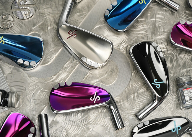 世界最高を追求しつづけたウェッジブランド「JP GOLF」新たにアイアン2モデルの販売を開始