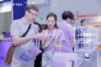 iFLYTEK、シンガポールのGITEX ASIA 2026にて世界最薄のAI電子ペーパータブレット「AINOTE 2」を披露