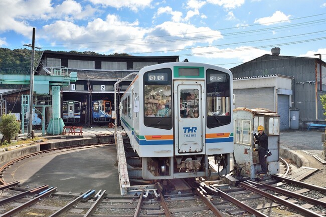 【こどもの休日の過ごし方】電車博士キャンプ【静岡 撮り鉄旅＆天竜浜名湖鉄道 洗車機/転車台/車両乗車体験！編】