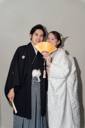 「結婚式をしない」カップルが増える静岡で、フォトウェディングに家族を招待できる新プランが誕生。