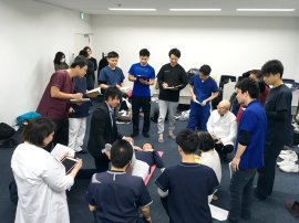全国の施術家に技術指導のセミナーを実施。