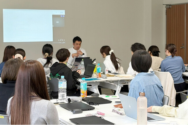 新卒研修で「資産運用講座」を実施。地方創生に取り組む企業が実践する、新しい人材育成のかたち。