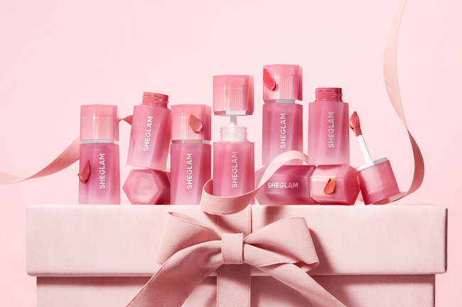 SHEGLAMから2026年春新作コスメ空気のように軽いムーステクスチャーのリップ＆チーク「Air Plush Lip & Cheek Cream」が登場！