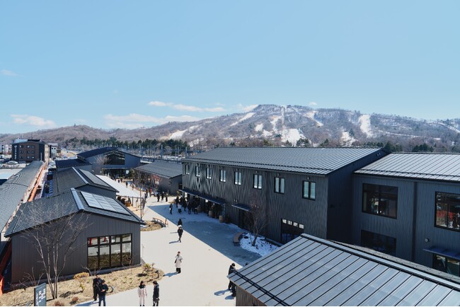 アクアイグニスが軽井沢初出店！軽井沢駅直結の新商業施設内に＜ザ・コンランショップ＞がデザイン監修したホテルやスパ、レストランがオープン！