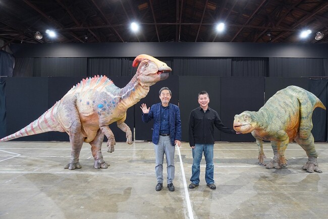 4月17日は「恐竜の日」！！体験型「恐竜」ライブエンターテインメント「DINO SAFARI 2026」 まもなく開幕！専任恐竜サポーター小林教授のパラサウロロフスとの初対面コメントを紹介
