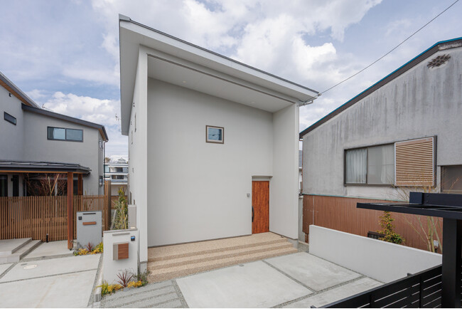 小田原市南町に「建築家と創る家」完成｜マッケンジーハウス