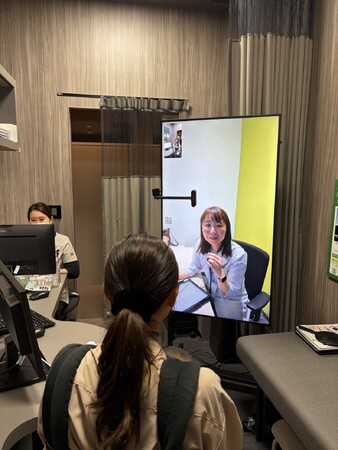 長崎発、“まるで対面”の新しい診療体験テレプレゼンスシステム「窓」を活用したオンライン診療を開始