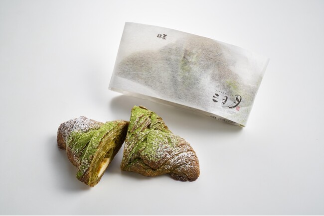 【季節限定】三日月屋のクロワッサンに『抹茶』が登場!香り高い抹茶を使用し、深みのある風味を実現