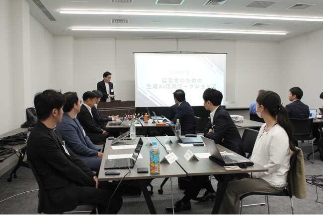 出島メッセ長崎にて、地元企業12社の経営者が生成AIに触れた3.5時間。好評だった大阪、福岡に続き第3弾が長崎に。