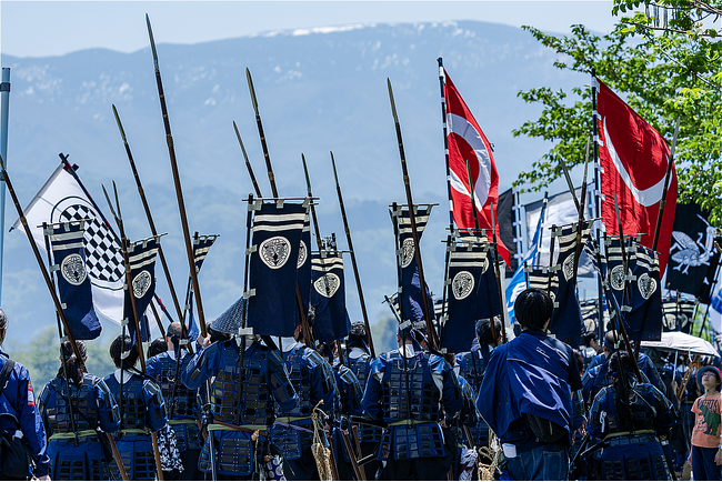 山形・米沢ならではの戦国体験を、世界へ。伝統行事「米沢上杉まつり」にて、今年も海外のお客さまをお受け入れします。