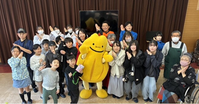 ファンケルとツルハドラッグが発芽米カレーを通じて食についての学びの場を提供