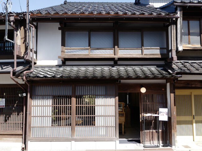 「旅以上の思い出を、ここひがし茶屋街で」。