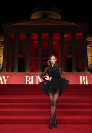 【Dior】エミリー・ブラントが『プラダを着た悪魔2』の”A NIGHT WITH RUNWAY”ガラでディオールを着用