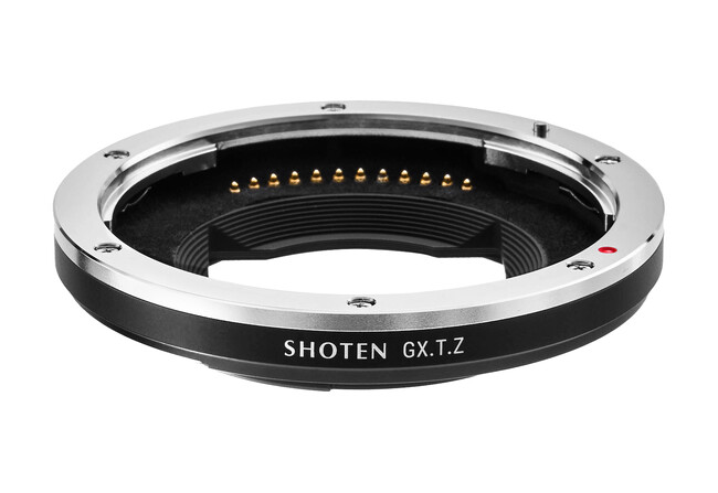 富士フイルムGFXレンズを、ニコンZで使うという新しい選択。レンズ選びの幅を広げる、SHOTEN電子マウントアダプター「GXTZ」発売