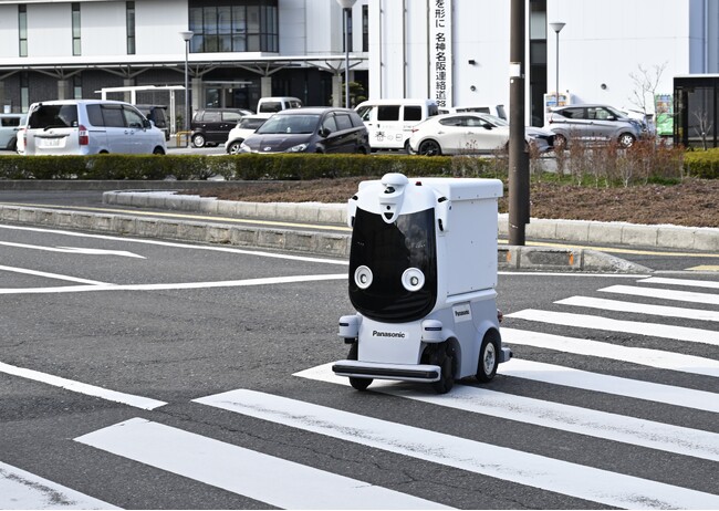 自動配送ロボットによるラストマイル配送の実証実験を完了