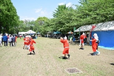 花立山を楽しむ会 ～春の茶会～
