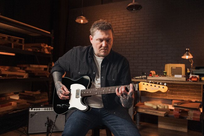 Fender Custom Shopブライアン・ファロン最愛のテレキャスターを再現した『Limited Edition Brian Fallon ’59 Telecaster(R) Custom』を発表