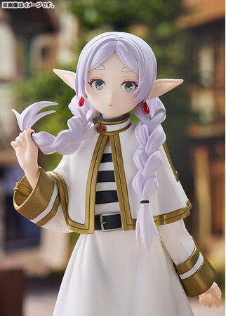 『葬送のフリーレン』より、「POP UP PARADE フリーレン 三つ編みVer.」フィギュアが登場。あみあみにて予約受付中。