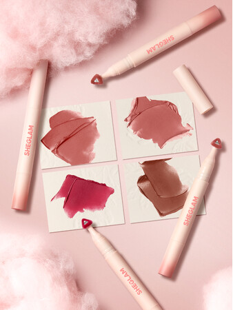 SHEGLAMから、マシュマロ級のふんわり質感とうるおいが続く12色の新作リップ「Marshmallow Puff Lip Blur Pen」が2026年4月30日（木）より発売開始！