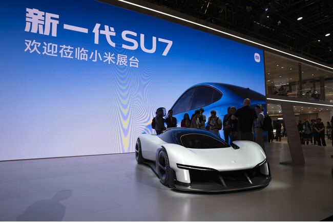 新型VTOLやコンセプトカーに採用。ALCANTARA(R)、北京モーターショー2026で未来のモビリティ空間を演出