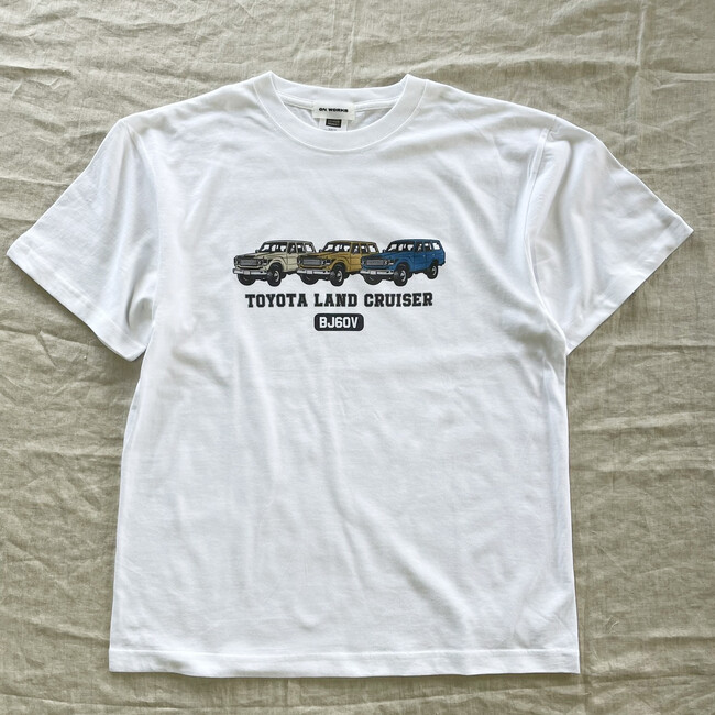 成田空港T3にトヨタランドクルーザープリントTシャツが登場