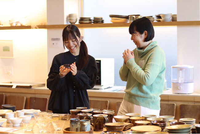 【参加者募集】新生活を自分で選ぶ体験を｜「うつわとお洋服のお渡し会」5月16日開催（社会的養護の若者対象）｜NPO法人手の長いおじさんプロジェクト