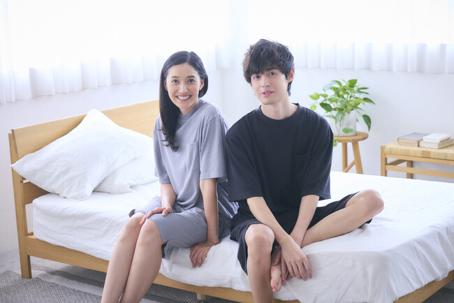 春夏の”寝苦しい夜”にリカバリーウェアを。待望の半袖モデルが新発売！