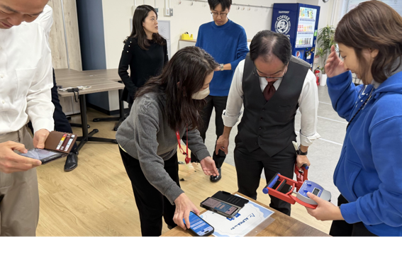 企業向け体力チェックの「ALPHA for Biz」、三菱UFJ銀行神楽坂支店へ導入。体力チェック参加者の７割が「これから運動を始めようと思った」と意識変容・行動変容のきっかけを提供。