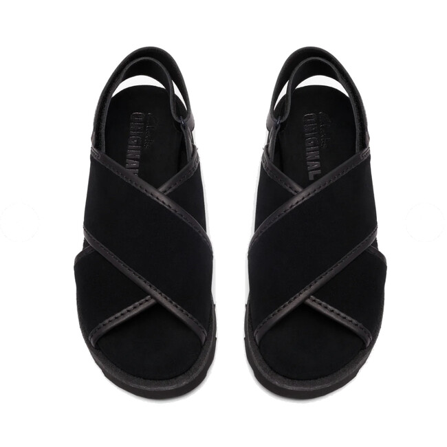 Clarks Originals 軽やかに履く、夏の“Meare（メア）”スタイル。