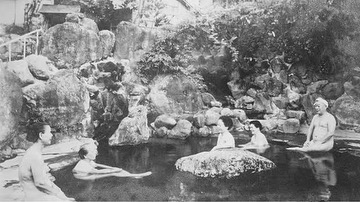 地元に支えられて100年