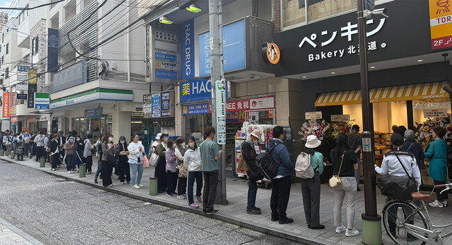 北海道発ベーカリー「ペンギンベーカリー横浜元町店」オープンから20日間で来店者10,000人突破！
