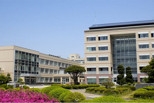 導入事例:学生の手で学園祭来場者向けWi-Fiを構築。校内全域へのWi-Fi敷設を実現