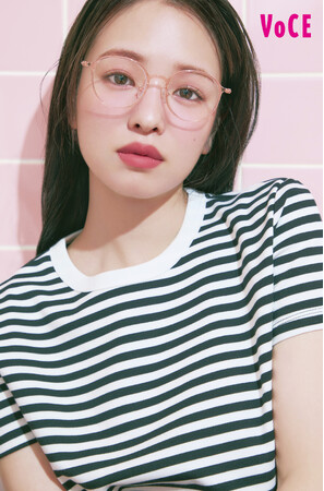 VOCE初登場！　横田真悠さんと見つけたTシャツのサマーリップの正解コーデ　VOCE7月号は5月21日(木)発売！
