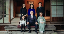 テーマは、“家族写真と旅”――数寄屋造りの名建築、沼津倶楽部で家族の時間を“記録と記憶”として未来へつなぐ体験型サービス「Bella Famiglia」が新登場 テーマは、“家族写真と旅”――数寄屋造りの名建築、沼津倶楽部で家族の時間を“記録と記憶”として未来へつなぐ体験型サービス「Bella Famiglia」が新登場