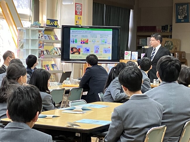 【キャップはどのようにワクチン支援につながるの？】＼SDGs活動を“やっているだけ”で終わらせない／途上国への子どもワクチン支援を学べる講師派遣を受付中