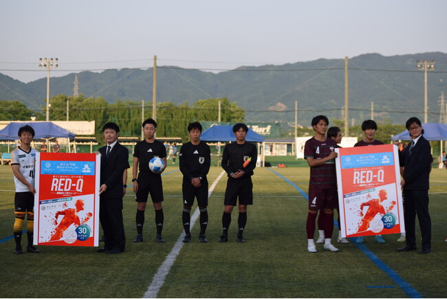 塩分補給サプリ「RED-Q」を第61回The KSL アストエンジ 関西サッカーリーグで飛鳥FCと守山侍2000に贈呈