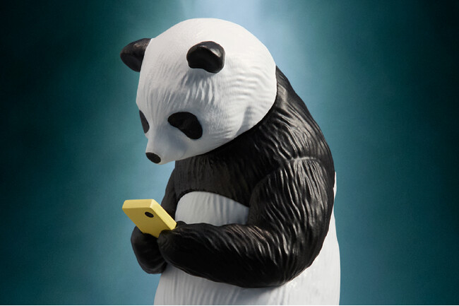 【スマホ人生】スマホを手放せない動物たちのガチャガチャが新登場！