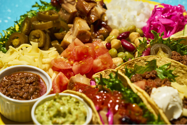 世界のビールとスパイス香るTACOSで楽しむ夏。陽気な異国グルメに出会う特別なひととき