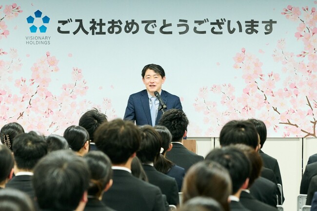 メガネスーパー、2026年度入社式を開催　新卒123名が入社、高卒40名を採用し、若年層の活躍機会を拡大