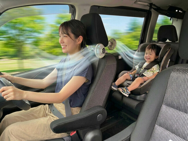 Amazonスマイルセール開催！昨年完売の車内ファンで後部座席を涼しく。夏のトラブルに備える「電池レス」スターターもお得な特別価格で登場。
