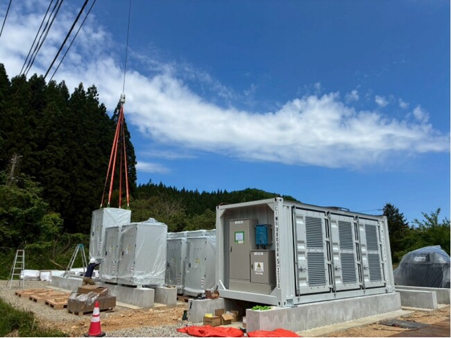【日本蓄電池株式会社】山形県鶴岡市にて系統用蓄電施設「NC鶴岡市湯田川蓄電所」蓄電池設置開始
