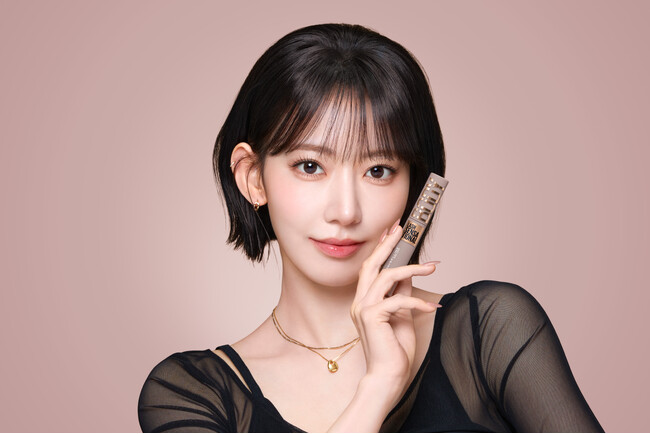 メイベリン ニューヨーク、4年ぶりの新マスカラ「ボディ マスカラ」のアンバサダーに「LE SSERAFIM」宮脇 咲良さんが就任。根本から“むちっと濃密”な仕上がり。新CMを6月2日（火）より公開